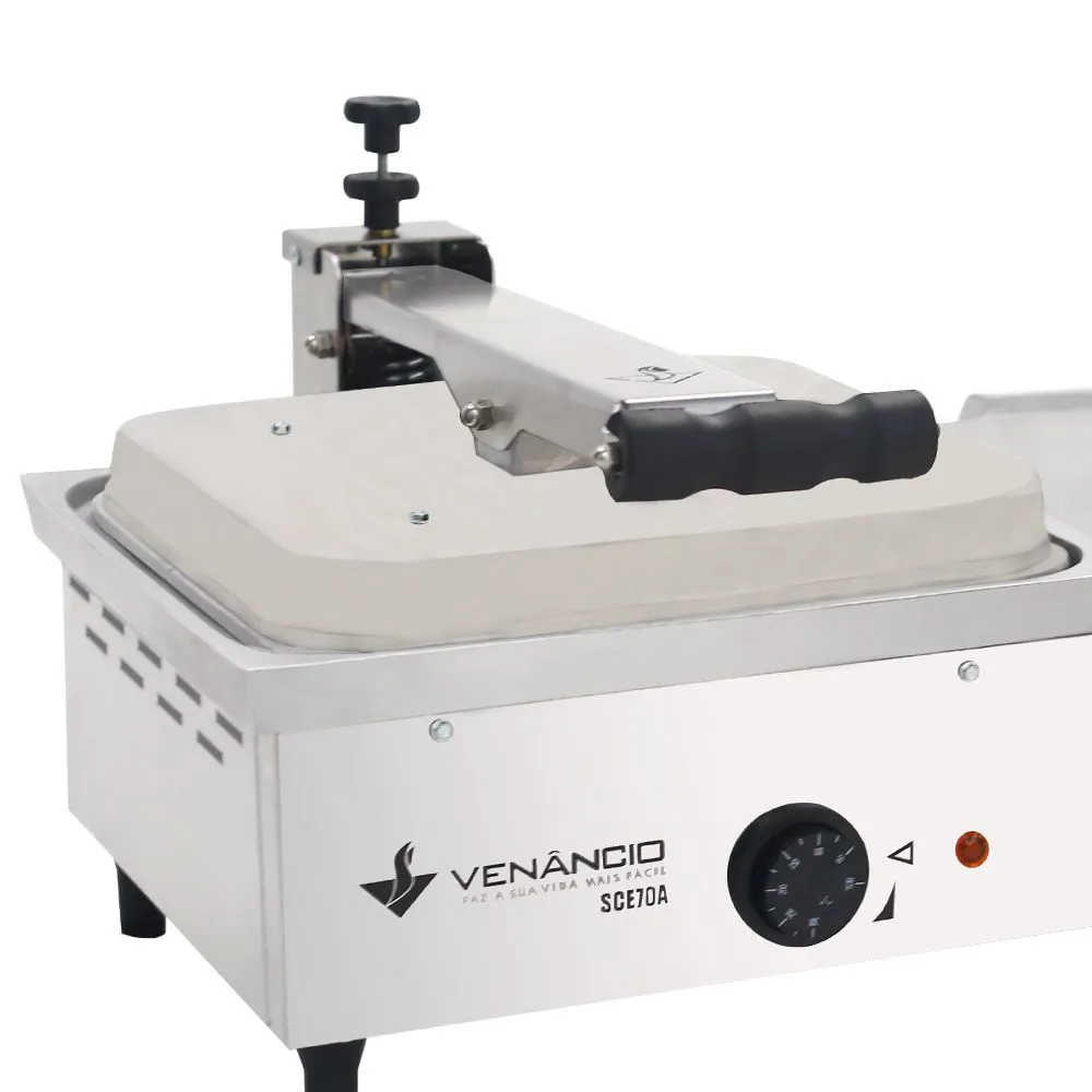 Chapa Sanduicheira Elétrica de Aluminio Venâncio Conjugada 67 cm com Prensa SCE70A 220V